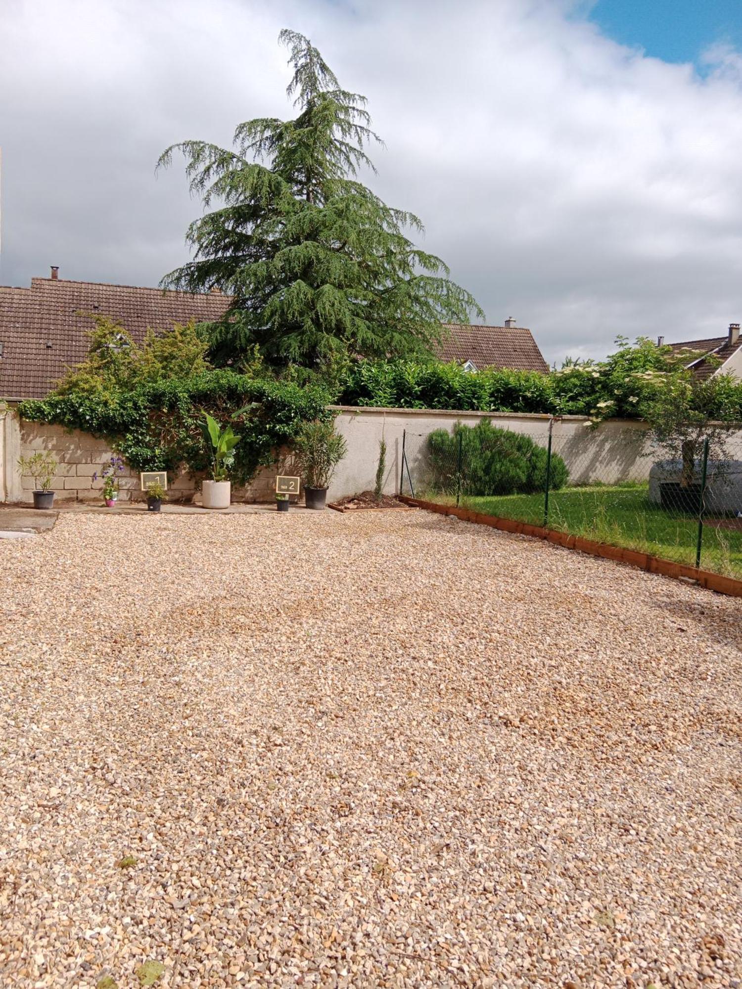 Le Clos Des Feugrais - Calme & Confort Saint-Aubin-lès-Elbeuf Exterior photo